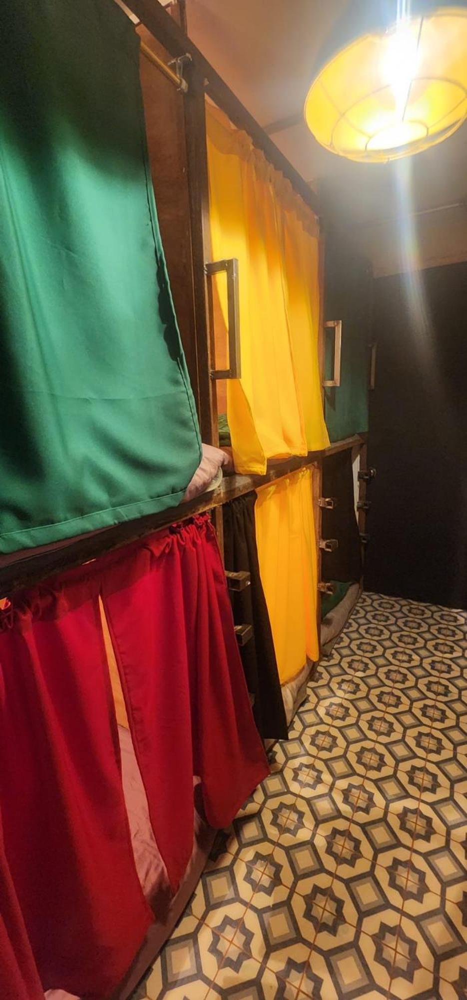 Portelli Hostal Zona G- Para Extranjeros Bogota Luaran gambar
