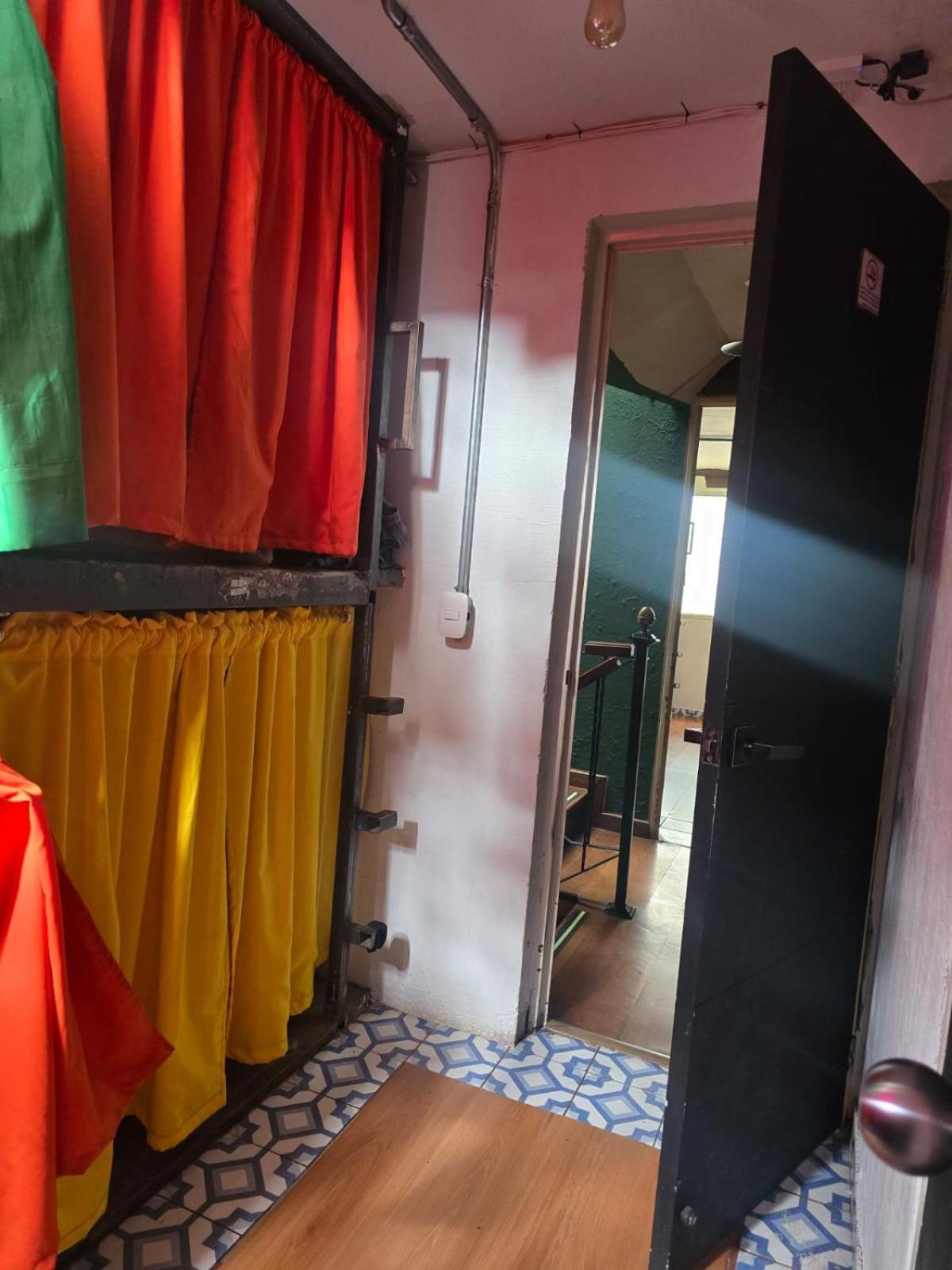 Portelli Hostal Zona G- Para Extranjeros Bogota Luaran gambar