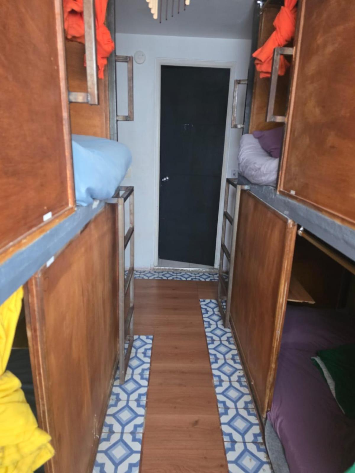 Portelli Hostal Zona G- Para Extranjeros Bogota Luaran gambar