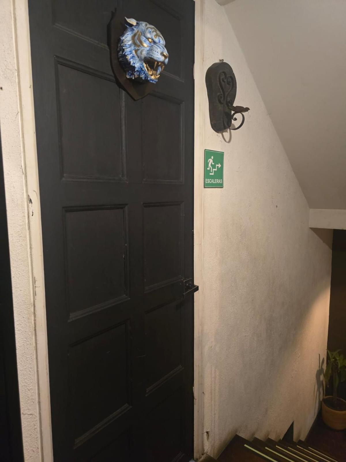 Portelli Hostal Zona G- Para Extranjeros Bogota Luaran gambar