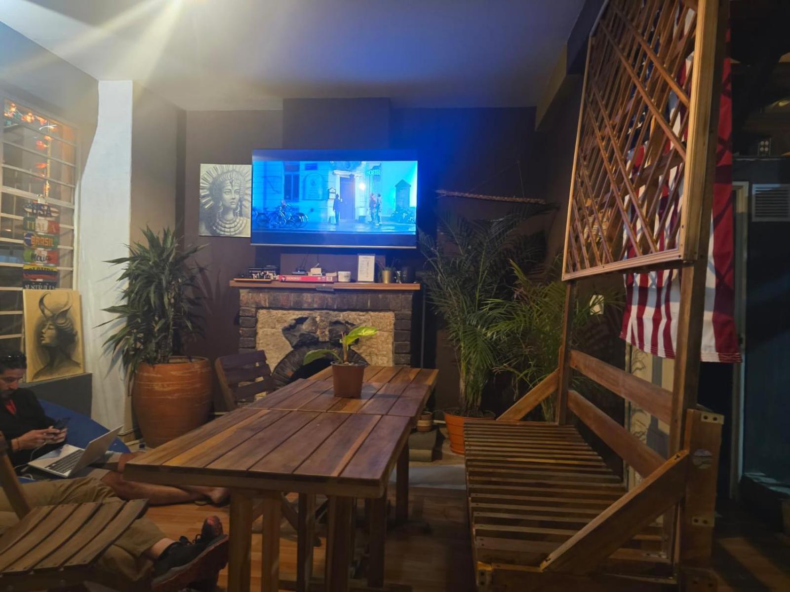 Portelli Hostal Zona G- Para Extranjeros Bogota Luaran gambar